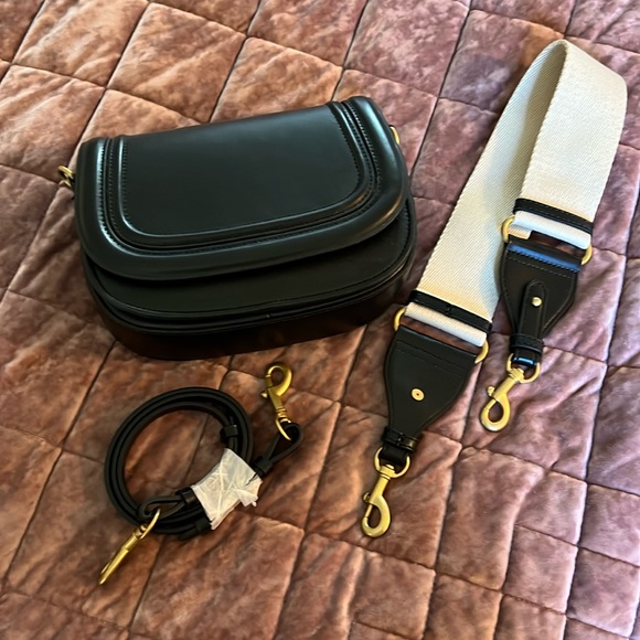 Zara Handbags - Zara purse